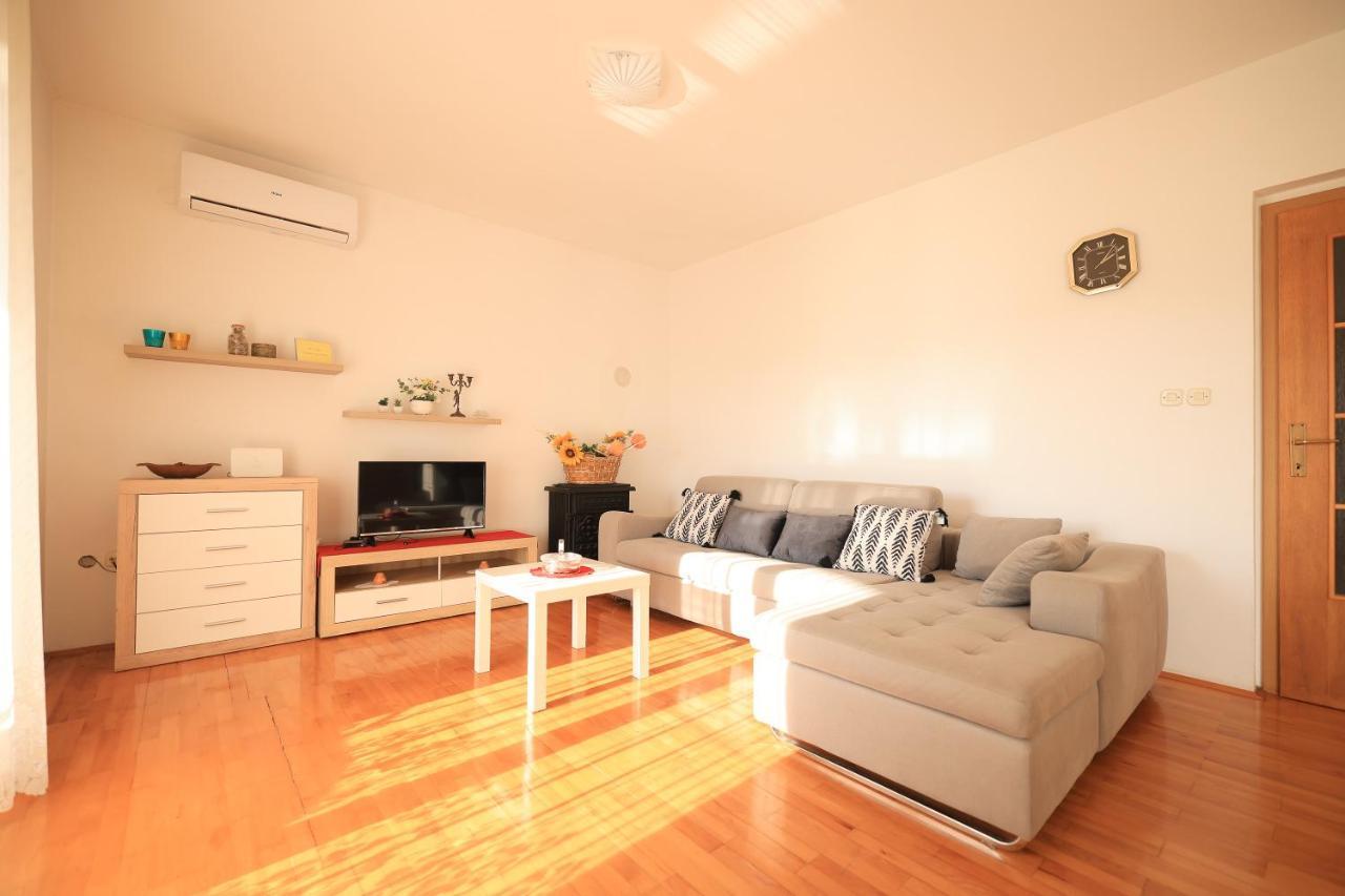 Apartments Ana Петркане Екстериор снимка