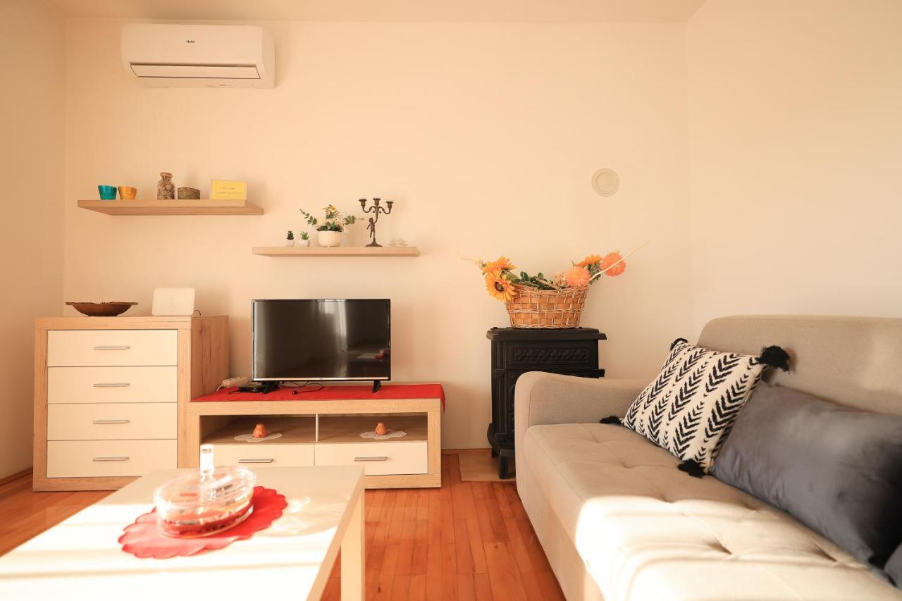 Apartments Ana Петркане Екстериор снимка